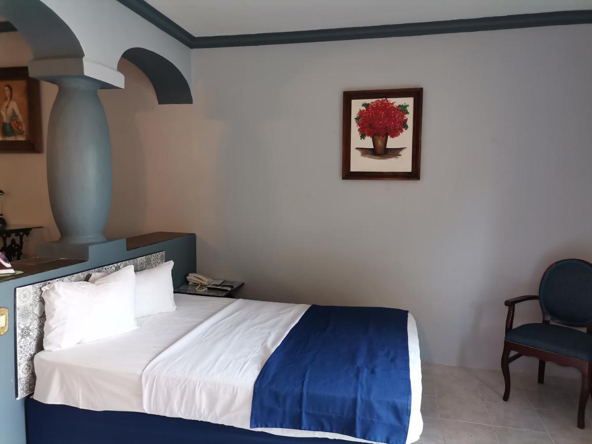 Gran Hotel Hacienda De La Noria Aguascalientes Exterior foto A room at the hotel
