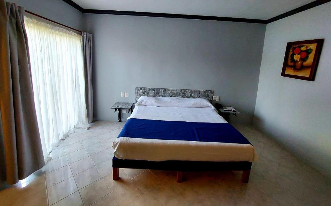 Gran Hotel Hacienda De La Noria Aguascalientes Exterior foto A bedroom at the hotel